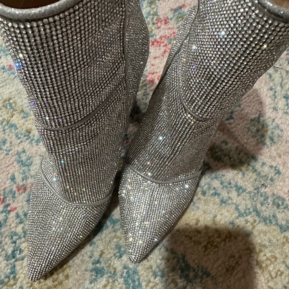 Steve Madden Silver Rhinestone Heeled Boots only wore twice - Picture 10 of 10